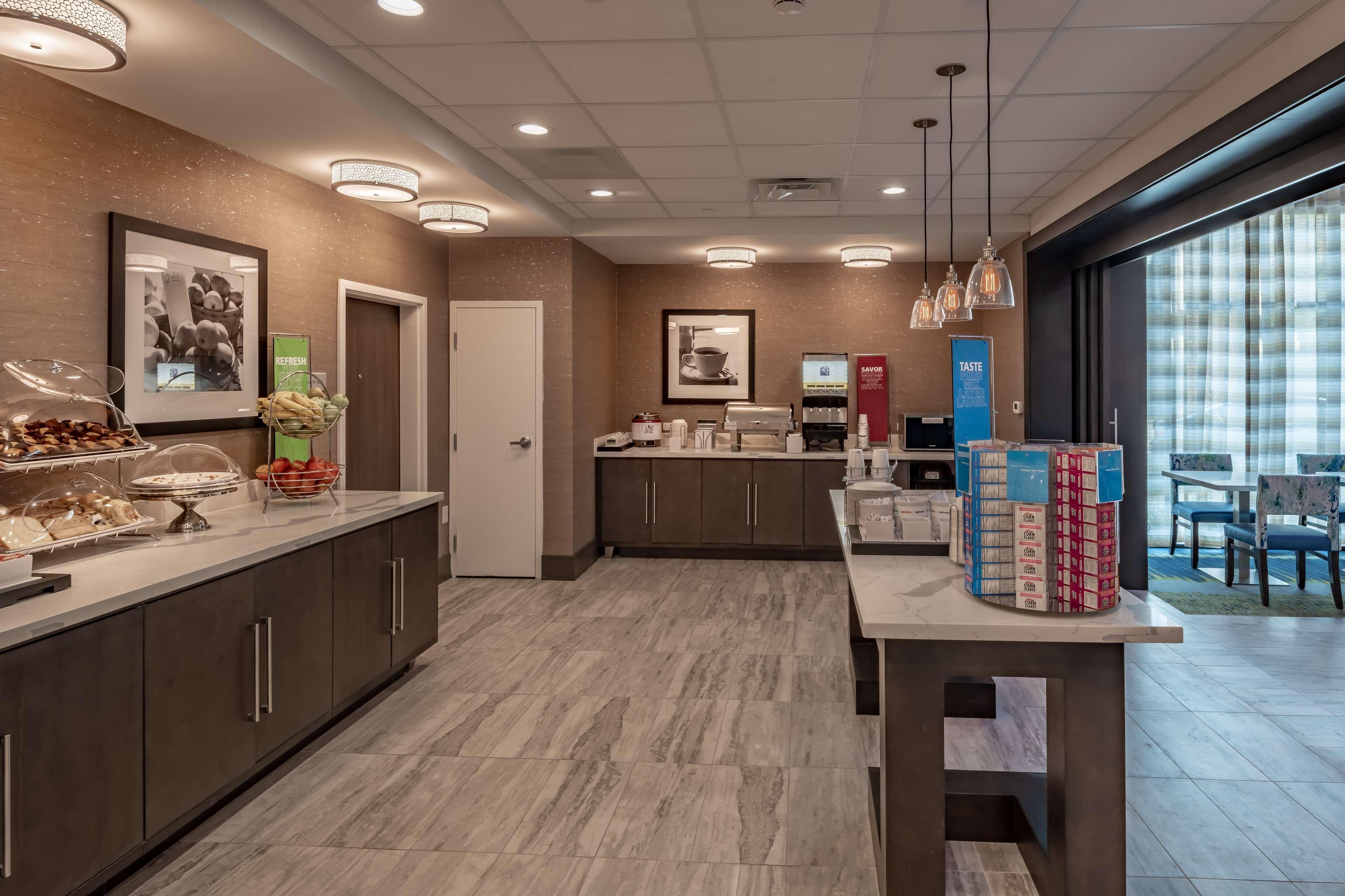 Hampton Inn & Suites Dallas/Plano Central Eksteriør bilde