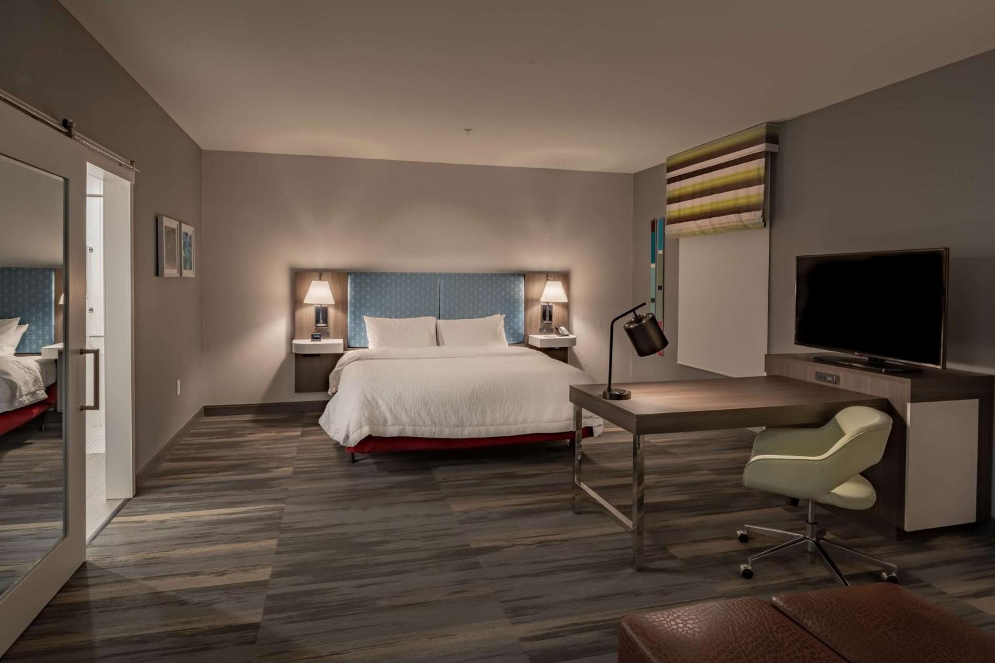 Hampton Inn & Suites Dallas/Plano Central Eksteriør bilde