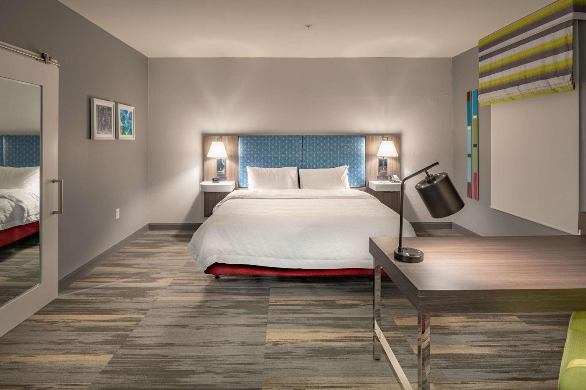 Hampton Inn & Suites Dallas/Plano Central Eksteriør bilde