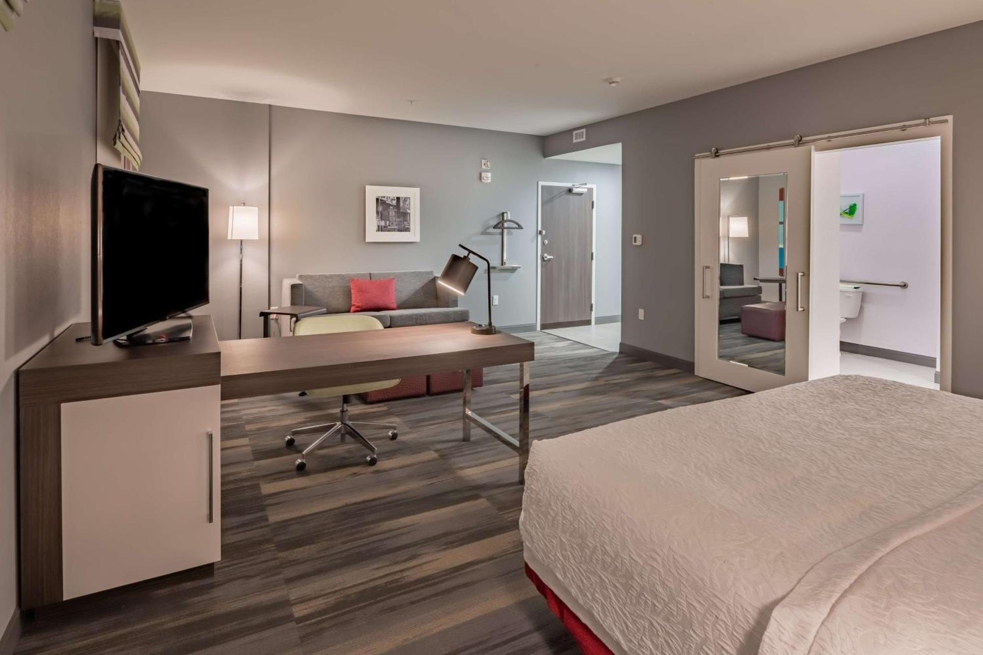 Hampton Inn & Suites Dallas/Plano Central Eksteriør bilde