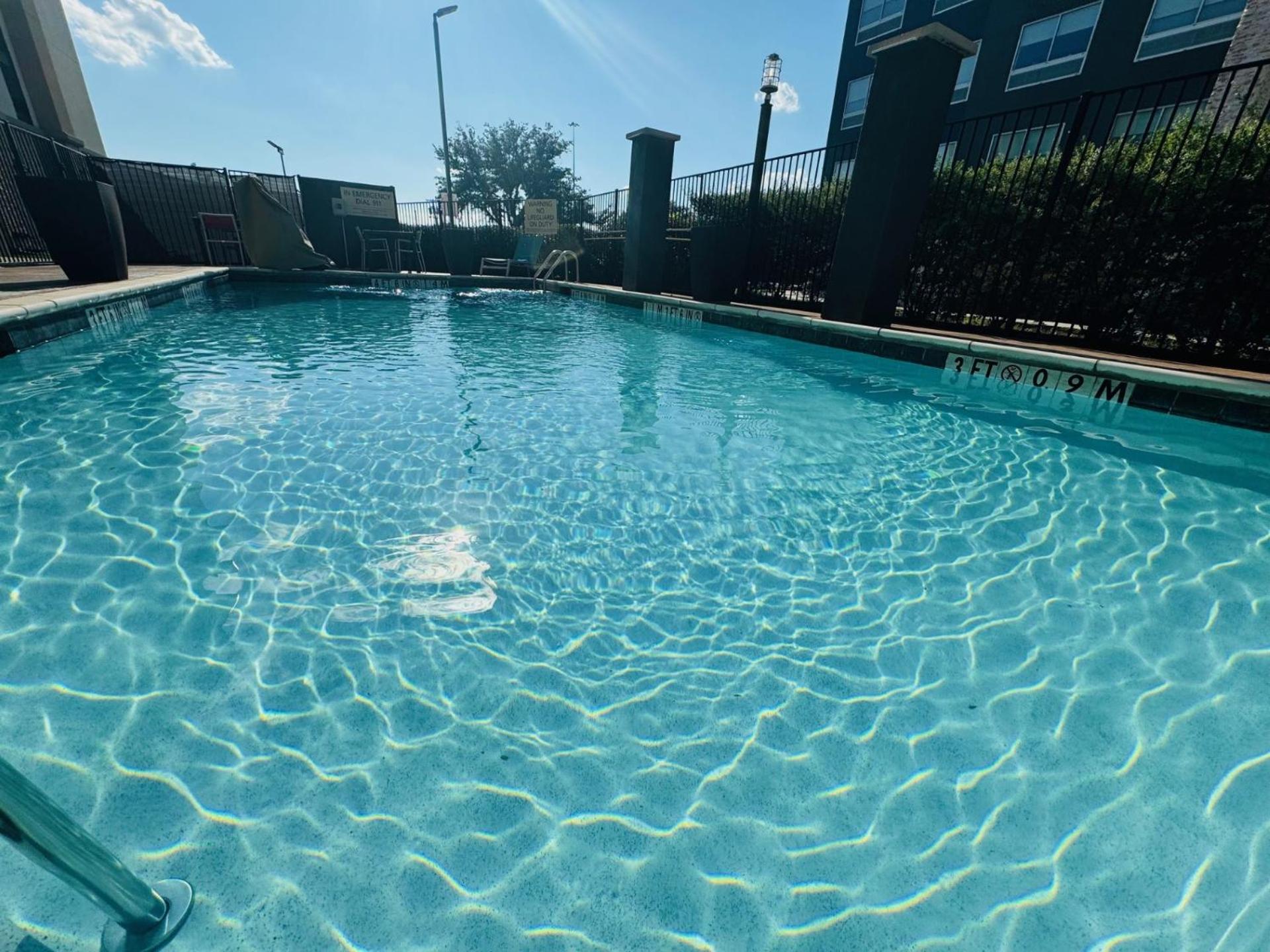 Hampton Inn & Suites Dallas/Plano Central Eksteriør bilde